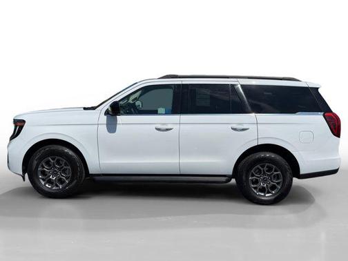 Oxford White 2025 Ford Expedition Active