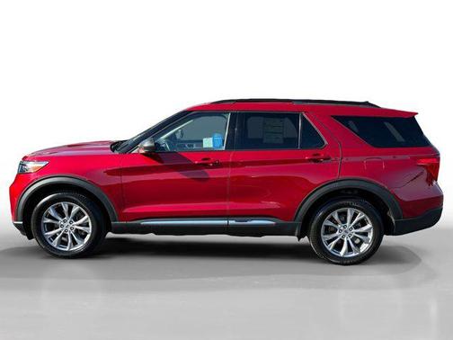 Rapid Red Metallic Tinted Clearcoat 2021 Ford Explorer XLT