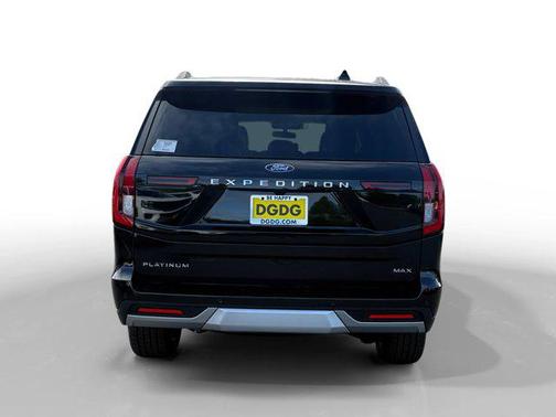 Agate Black Metallic 2026 Ford Expedition Max Platinum