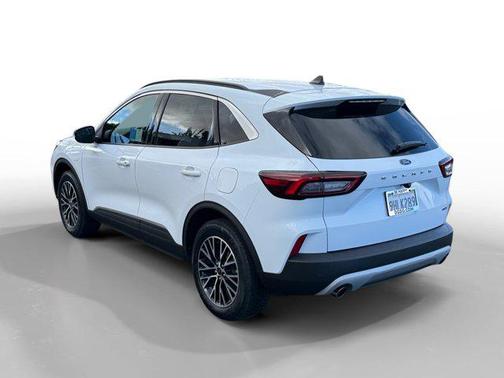 2023 Ford Escape PHEV SE