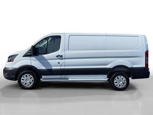 Oxford White 2025 Ford Transit-250 Base