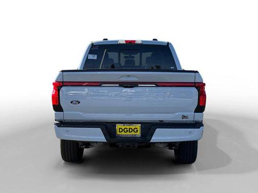 2025 Ford F-150 Lightning Platinum