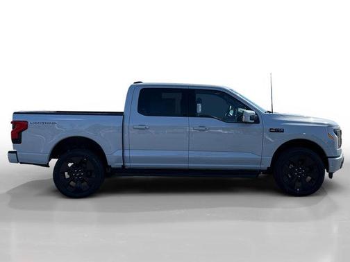 2025 Ford F-150 Lightning Platinum