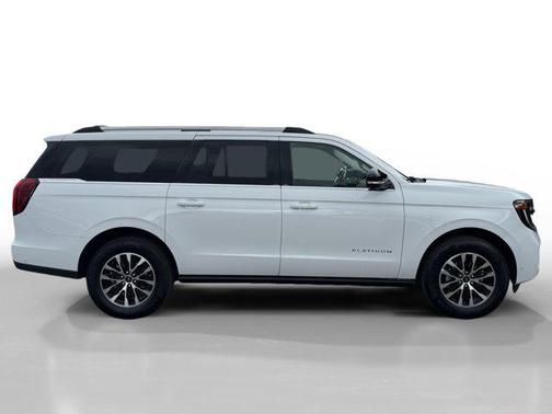 Oxford White 2025 Ford Expedition Max Platinum