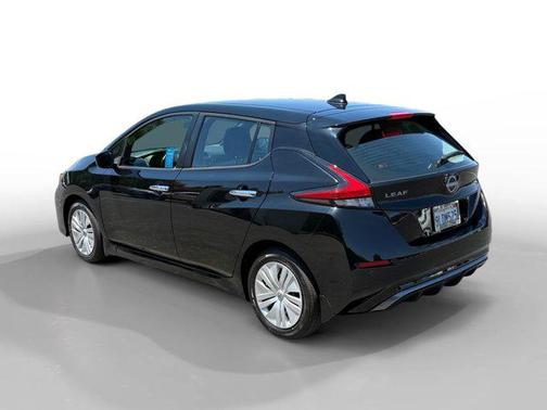 2024 Nissan Leaf S