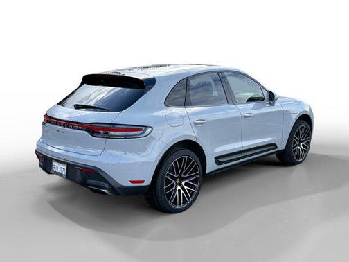 2023 Porsche Macan T