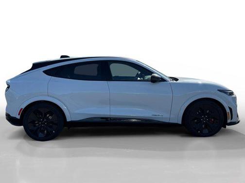 Star White Metallic Tri-Coat 2026 Ford Mustang Mach-E GT