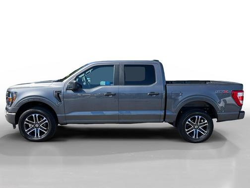 Carbonized Gray Metallic 2023 Ford F-150 XL