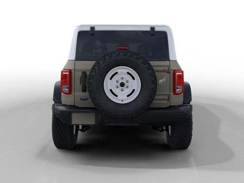 Desert Sand 2026 Ford Bronco Heritage Edition