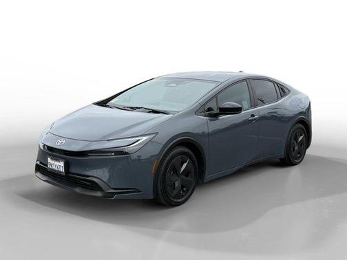 2023 Toyota Prius LE