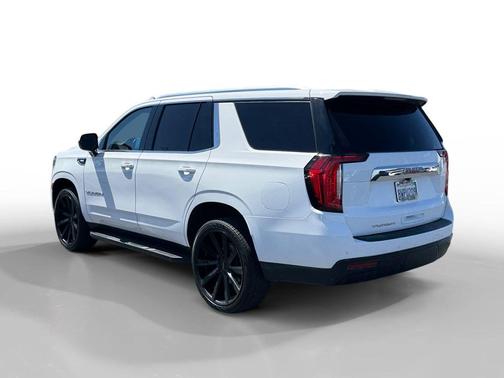 Summit White 2022 GMC Yukon SLE