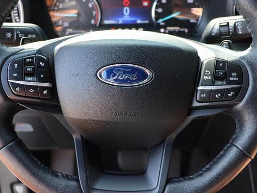 Oxford White 2020 Ford Explorer XLT