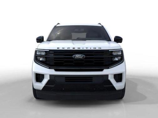Star White Metallic Tri-Coat 2026 Ford Expedition Platinum