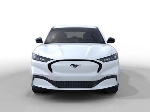 Star White Metallic Tri-Coat 2026 Ford Mustang Mach-E Premium