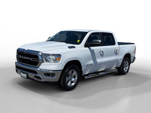 Bright White Clearcoat 2019 RAM 1500 Big Horn