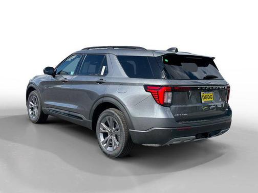 Carbonized Gray Metallic 2026 Ford Explorer Active