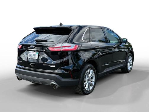 Agate Black 2020 Ford Edge Titanium