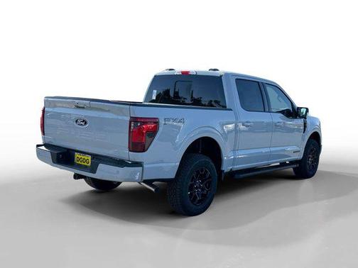 Avalanche 2026 Ford F-150 XLT