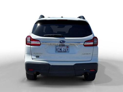 Crystal White Pearl 2021 Subaru Ascent Base 8-Passenger
