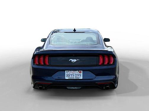 2020 Ford Mustang EcoBoost
