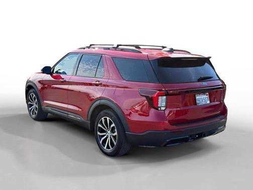 Rapid Red Metallic Tinted Clearcoat 2025 Ford Explorer ST-Line