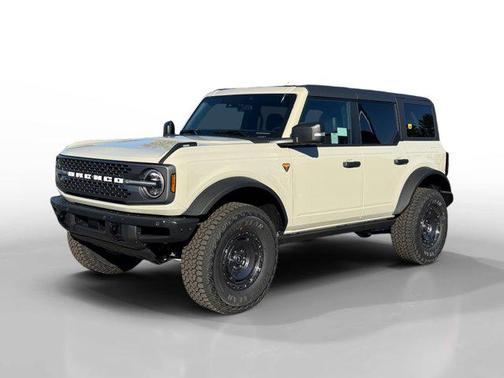 Desert Sand 2025 Ford Bronco Badlands SUV