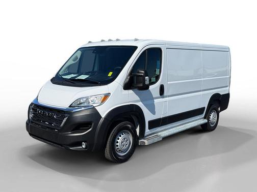 Bright White Clearcoat 2025 RAM ProMaster 2500 Tradesman