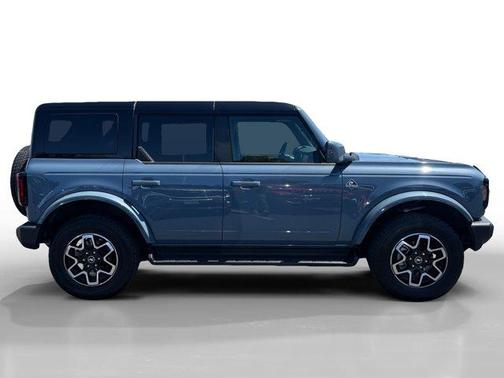Azure Gray Metallic 2025 Ford Bronco Outer Banks