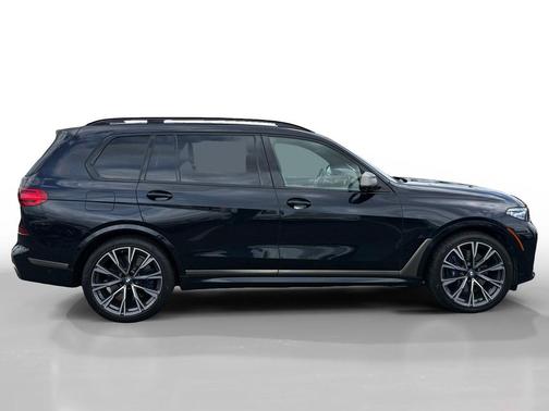 Carbon Black Metallic 2020 BMW X7 M50i
