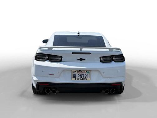 Summit White 2021 Chevrolet Camaro 2SS