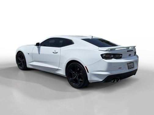 Summit White 2021 Chevrolet Camaro 2SS
