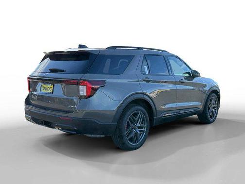 Marsh Gray 2026 Ford Explorer ST-Line
