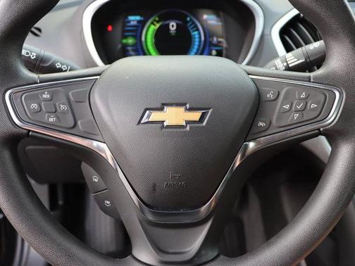 Photo 5 of 29 of 2018 Chevrolet Volt LT