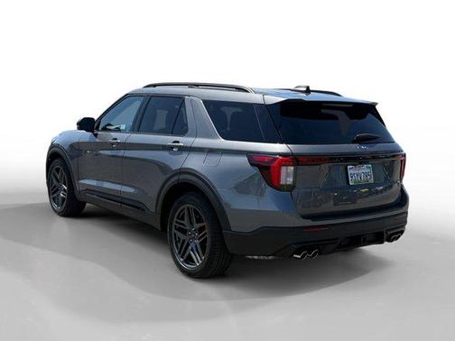 Carbonized Gray Metallic 2025 Ford Explorer ST