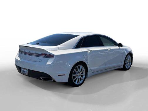 White Platinum Clearcoat Metallic 2015 Lincoln MKZ Hybrid Base