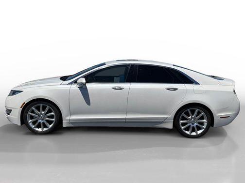 White Platinum Clearcoat Metallic 2015 Lincoln MKZ Hybrid Base