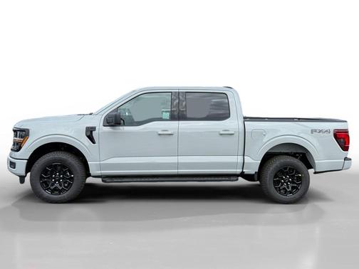 Avalanche 2026 Ford F-150 XLT