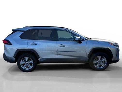 2023 Toyota RAV4 Hybrid LE