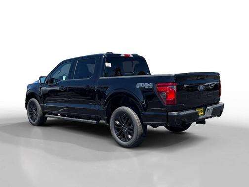 Agate Black Metallic 2026 Ford F-150 XLT