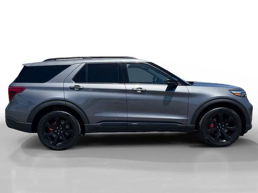 Carbonized Gray Metallic 2023 Ford Explorer ST