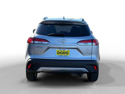 2024 Toyota Corolla Cross LE