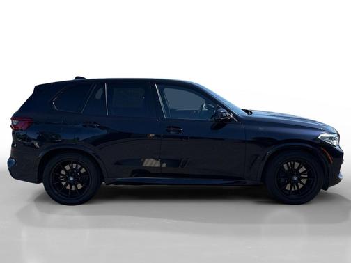 Carbon Black Metallic 2020 BMW X5 M50i