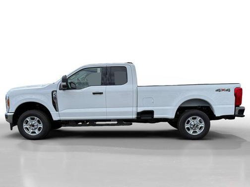 2025 Ford F-350 XLT