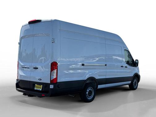 Oxford White 2026 Ford Transit-250 Base