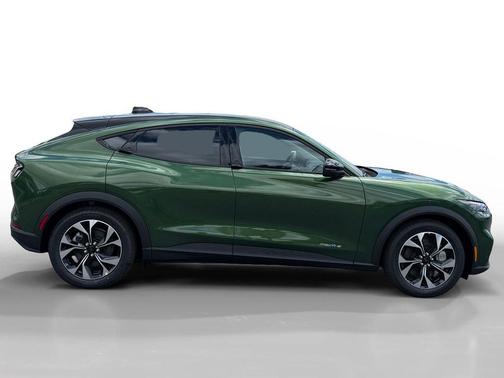Eruption Green Metallic 2026 Ford Mustang Mach-E Select