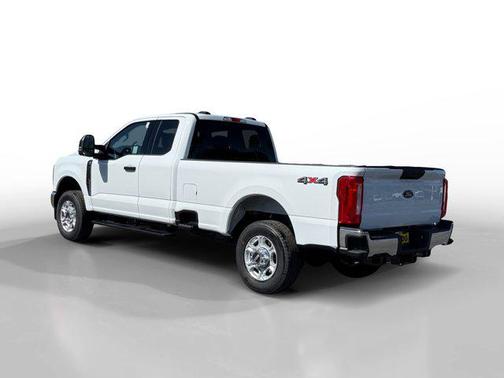 2025 Ford F-350 XLT
