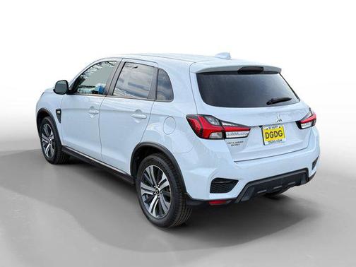 2024 Mitsubishi Outlander Sport SE