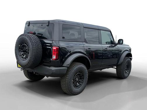 Shadow Black 2026 Ford Bronco Big Bend