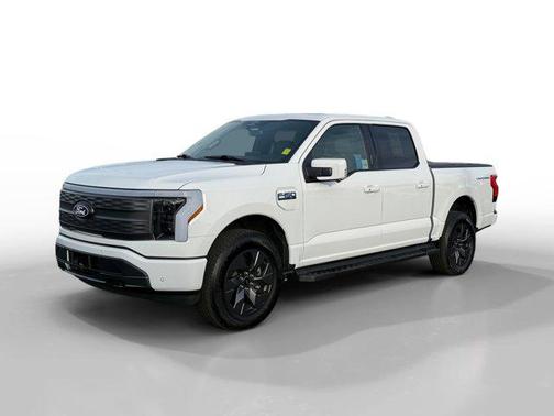 2024 Ford F-150 Lightning LARIAT