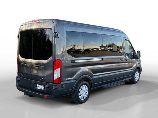 2017 Ford Transit-350 XLT